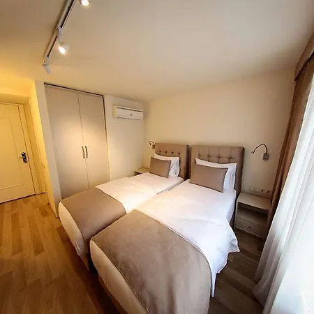 Hotell Melek Moda 3*