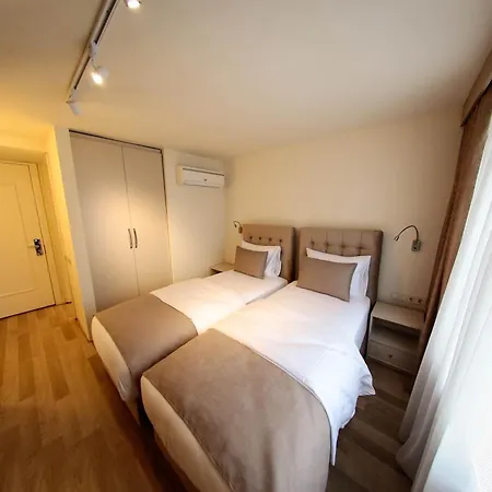 Szálloda Melek Moda 3*