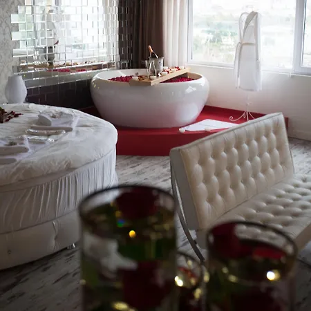 Hotel Melek Moda 3*